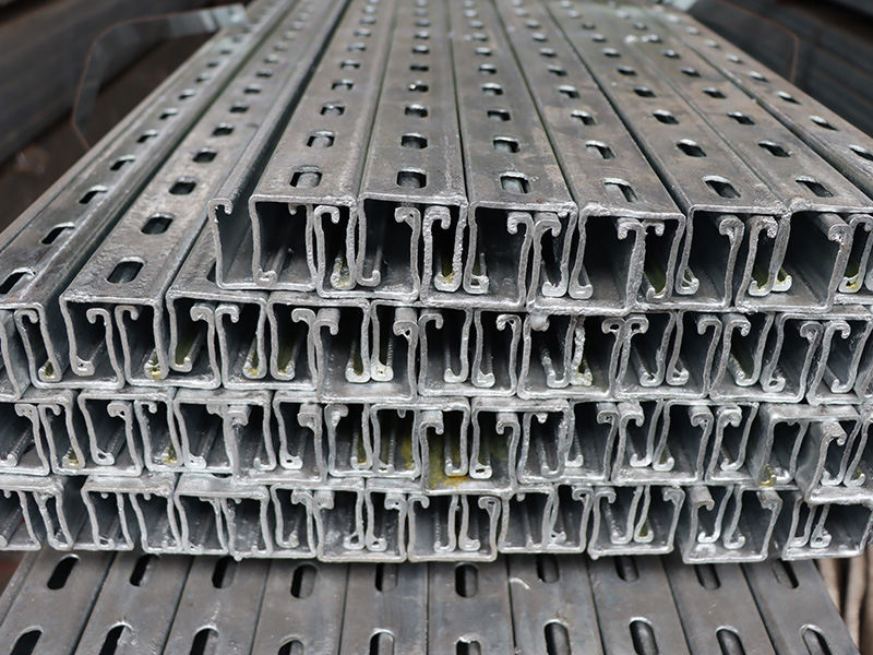 鍍鋅C型鋼：種類齊全